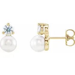 Freshwater Pearls with Natural Diamond Earrings